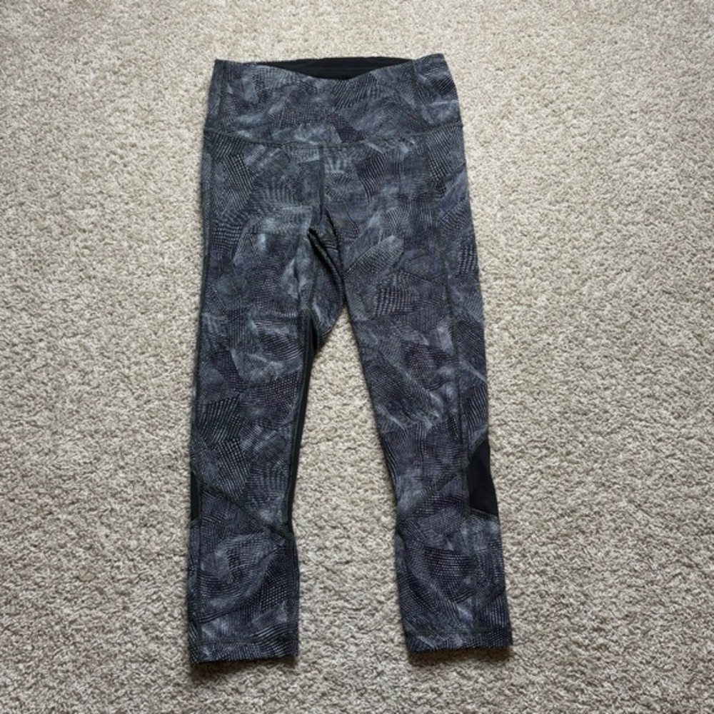 Lululemon Pace Rival High-Rise Crop 22"